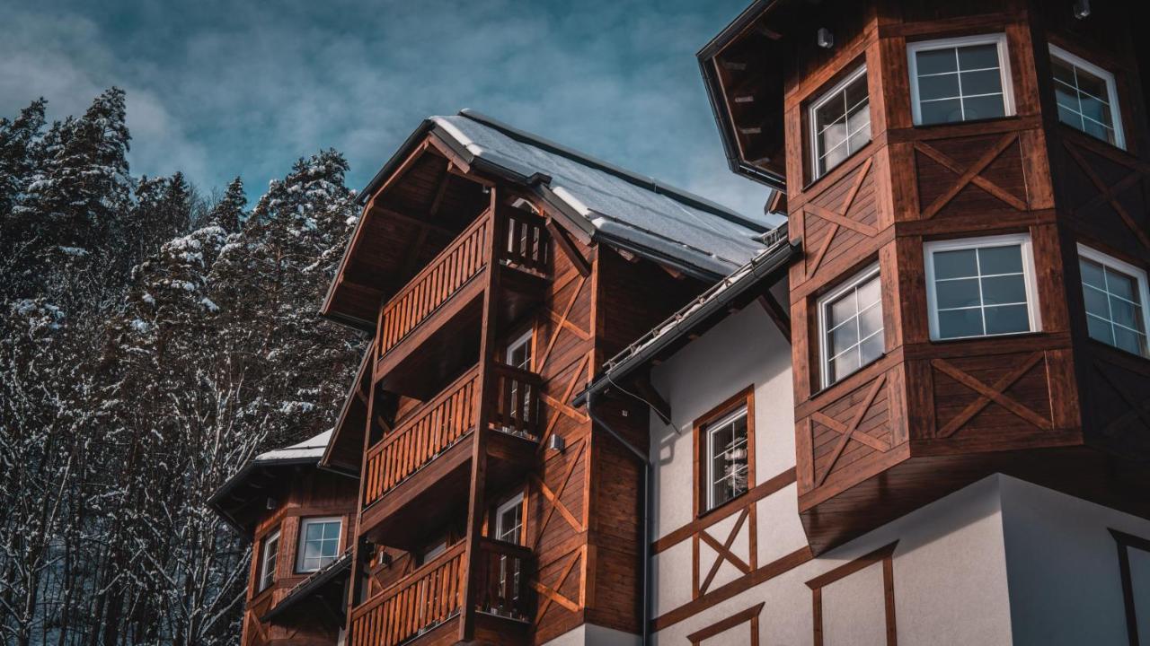 Wellness Penzion Smerdzonka - Kupele Pieniny Cerveny Klastor Exterior photo