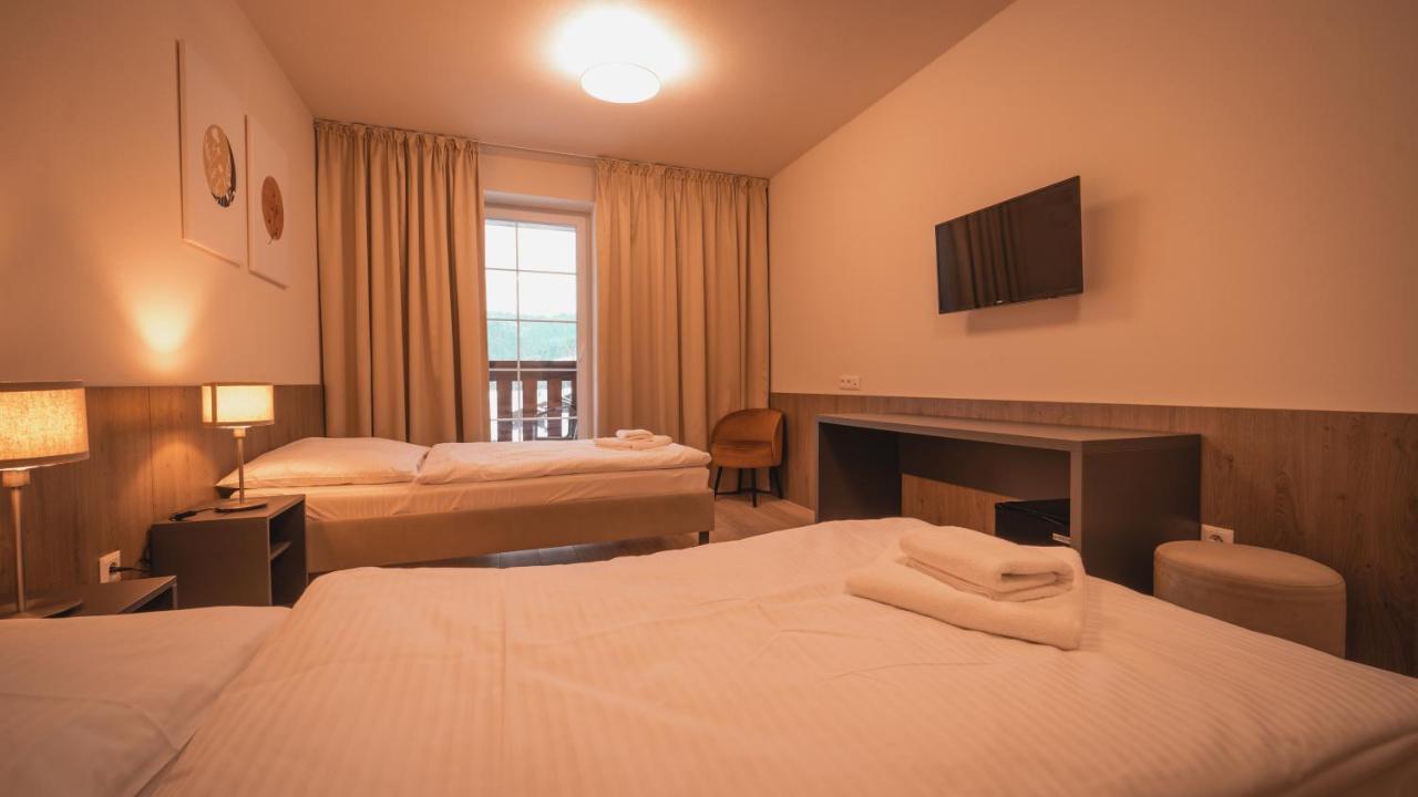 Wellness Penzion Smerdzonka - Kupele Pieniny Cerveny Klastor Exterior photo