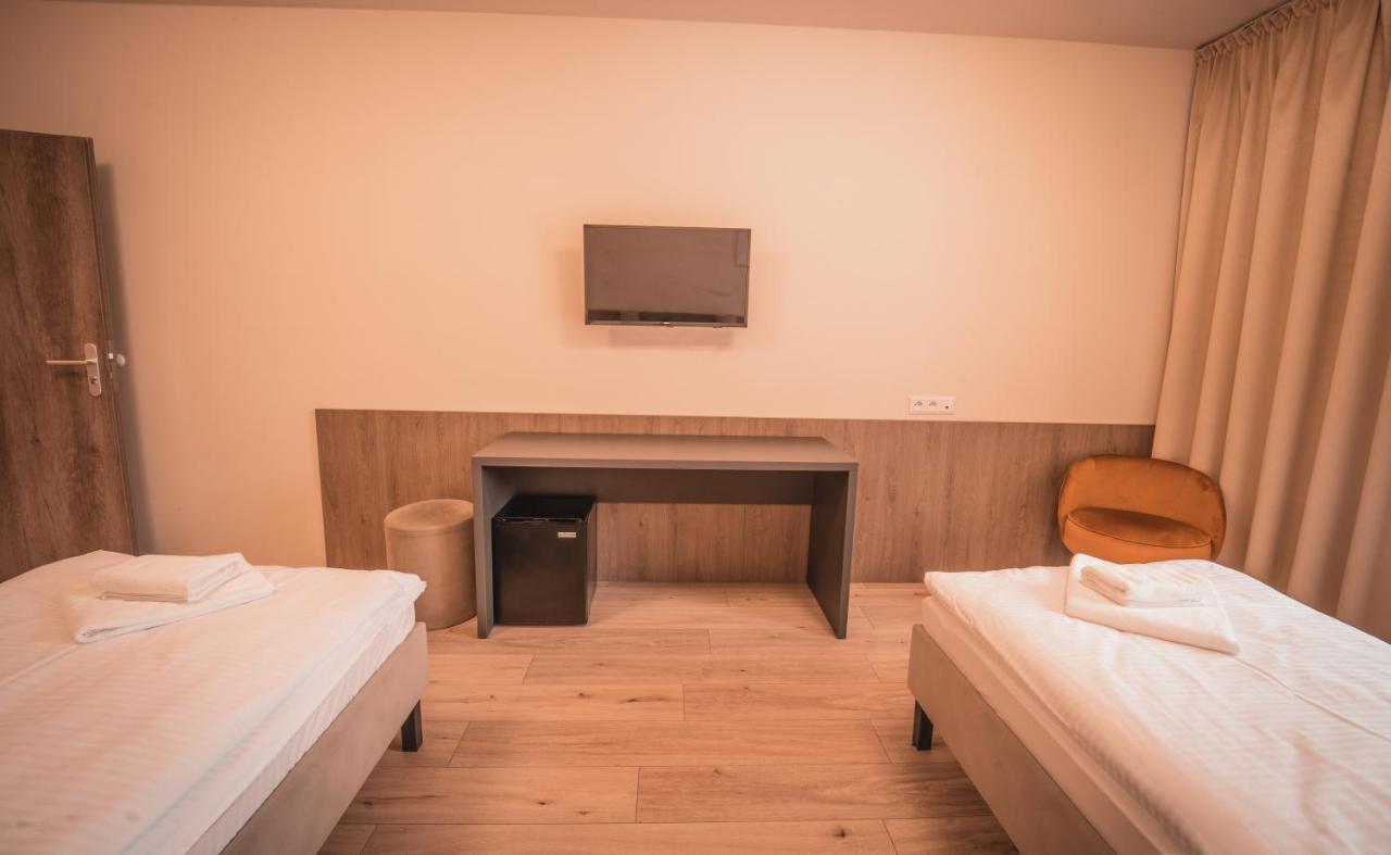 Wellness Penzion Smerdzonka - Kupele Pieniny Cerveny Klastor Exterior photo