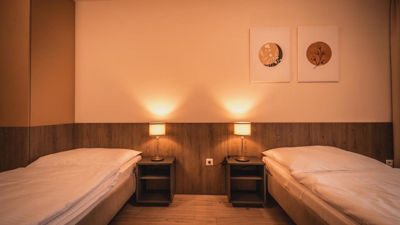Wellness Penzion Smerdzonka - Kupele Pieniny Cerveny Klastor Exterior photo
