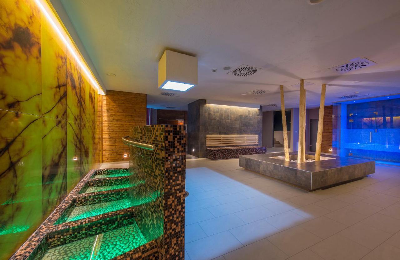 Wellness Penzion Smerdzonka - Kupele Pieniny Cerveny Klastor Exterior photo